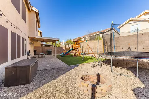 Exterior - 2910 E Windsong Dr, Phoenix, AZ 85048 photo 7 of 7