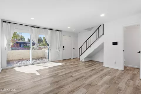 Living - 3411 N 12th Pl #2, Phoenix, AZ 85014 photo 4 of 4