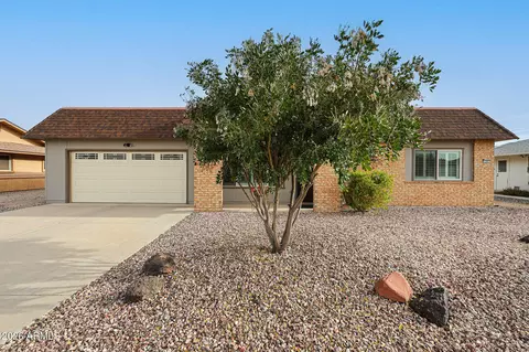 17621 N Jasmine Dr, Sun City, AZ 85373