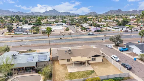 View/Area - 2826 E Cactus Rd, Phoenix, AZ 85032 photo 5 of 10