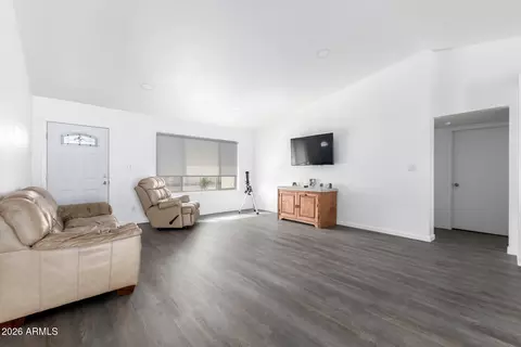 Living - 2826 E Cactus Rd, Phoenix, AZ 85032 photo 1 of 3