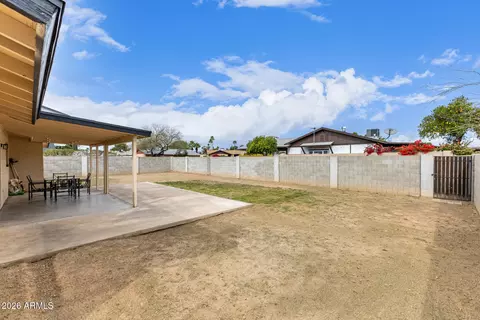 Exterior - 2826 E Cactus Rd, Phoenix, AZ 85032 photo 2 of 5