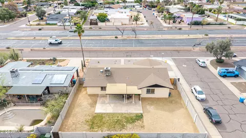 View/Area - 2826 E Cactus Rd, Phoenix, AZ 85032 photo 3 of 10