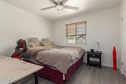 Bedroom - 2826 E Cactus Rd, Phoenix, AZ 85032 photo 4 of 6