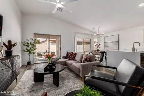 Living - 4624 E Alfalfa Dr, Gilbert, AZ 85298 photo 1 of 2