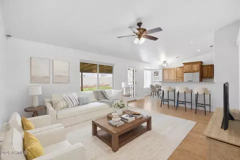 4958 E Dartmouth St, Mesa, AZ 85205 photo 2