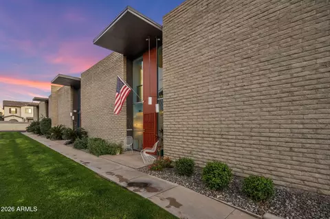 1677 E Maryland Ave, Phoenix, AZ 85016