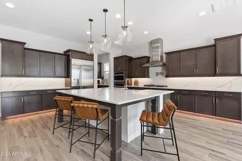 Kitchen - 9817 E Strobe Ave, Mesa, AZ 85212 photo 3 of 5