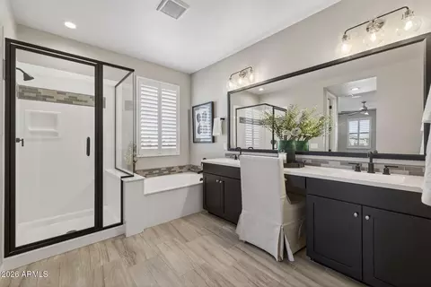 Bath - 4260 E Jones St, Gilbert, AZ 85295 photo 1 of 5