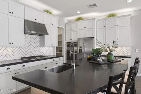 Kitchen - 4260 E Jones St, Gilbert, AZ 85295 photo 2 of 7