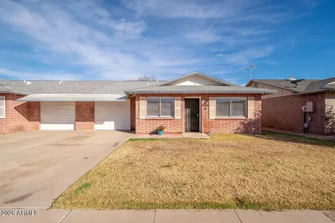 9638 W Cinnabar Ave #B, Peoria, AZ 85345