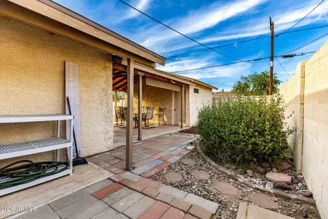 Exterior - 1002 E Orchid Ln, Phoenix, AZ 85020 photo 11 of 11