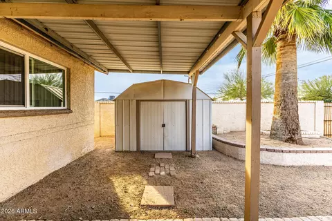 Exterior - 1002 E Orchid Ln, Phoenix, AZ 85020 photo 7 of 11