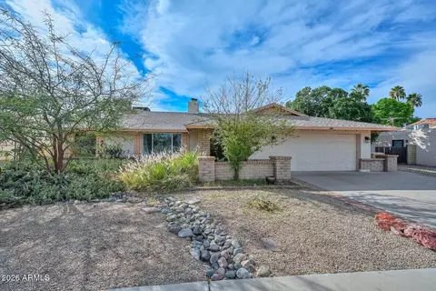 6107 W Windrose Dr, Glendale, AZ 85304