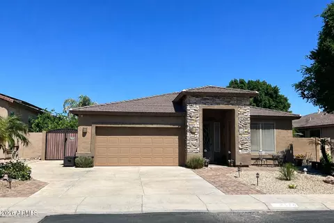 6174 W Wikieup Ln, Glendale, AZ 85308