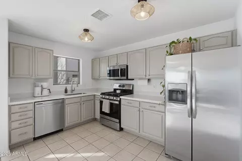 Kitchen - 2733 E Cambridge Ave, Phoenix, AZ 85008 photo 1 of 2