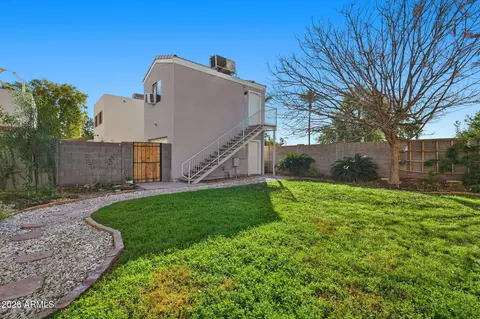 Exterior - 2733 E Cambridge Ave, Phoenix, AZ 85008 photo 5 of 7