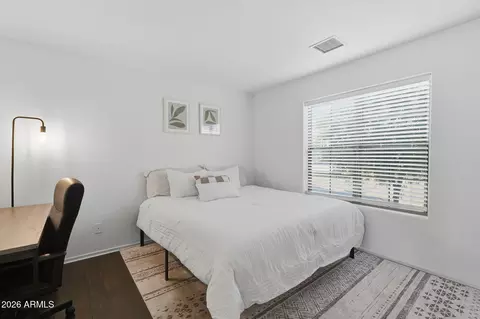 Bedroom - 2733 E Cambridge Ave, Phoenix, AZ 85008 photo 1 of 11