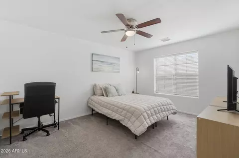 Bedroom - 2733 E Cambridge Ave, Phoenix, AZ 85008 photo 7 of 11