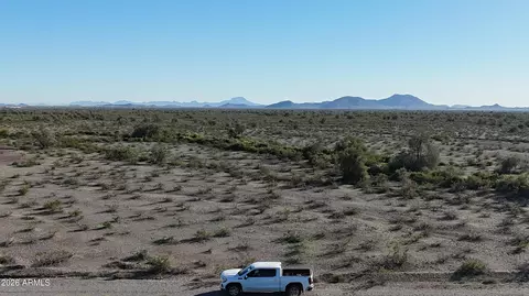 409 W Nn W Northern Ave #PARCEL 1, Tonopah, AZ 85354