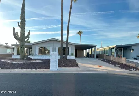 9409 E Navajo Pl, Sun Lakes, AZ 85248