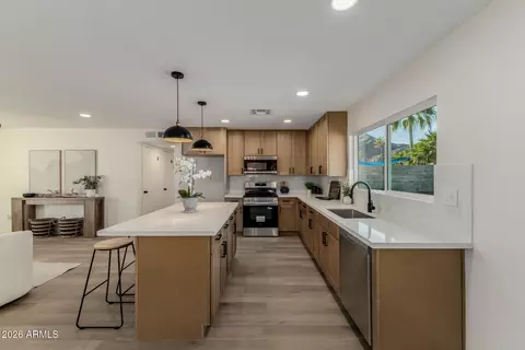 4050 E Sacaton St, Phoenix, AZ 85044 photo 10