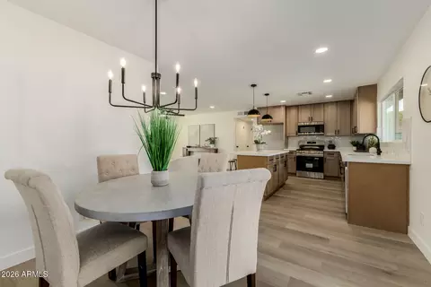 4050 E Sacaton St, Phoenix, AZ 85044 photo 7
