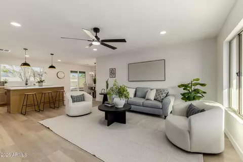 4050 E Sacaton St, Phoenix, AZ 85044 photo 6
