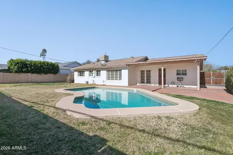 Exterior - 3939 E Heatherbrae Dr, Phoenix, AZ 85018 photo 4 of 6