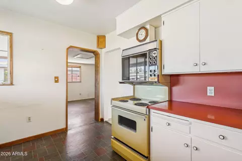 Kitchen - 3939 E Heatherbrae Dr, Phoenix, AZ 85018 photo 5 of 5