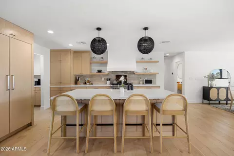 Kitchen - 4323 E Whitton Ave, Phoenix, AZ 85018 photo 1 of 6
