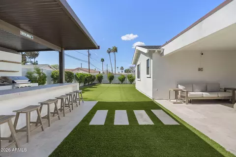 Exterior - 4323 E Whitton Ave, Phoenix, AZ 85018 photo 1 of 6