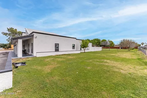 Exterior - 13613 E Shannon St, Gilbert, AZ 85295 photo 22 of 28