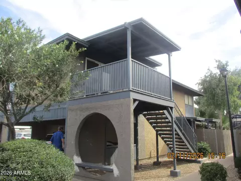 286 W Palomino Dr #128, Chandler, AZ 85225