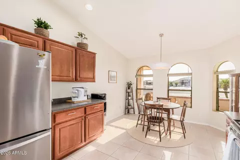 Kitchen - 11344 E Nido Ave, Mesa, AZ 85209 photo 2 of 3
