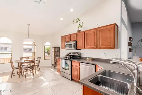 Kitchen - 11344 E Nido Ave, Mesa, AZ 85209 photo 3 of 3