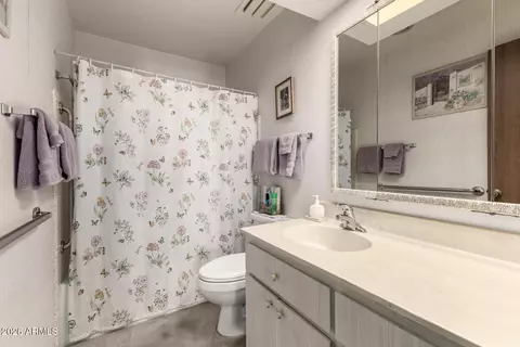 Bath - 4045 E Capri Ave, Mesa, AZ 85206 photo 2 of 2