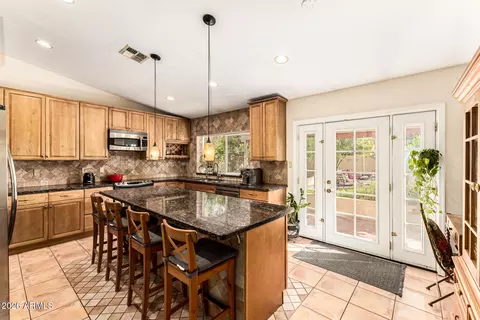 Kitchen - 8125 S Taylor Dr, Tempe, AZ 85284 photo 1 of 3