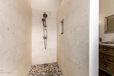 Bath - 8125 S Taylor Dr, Tempe, AZ 85284 photo 2 of 3