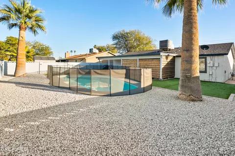 Exterior - 3628 E Hearn Rd, Phoenix, AZ 85032 photo 3 of 4