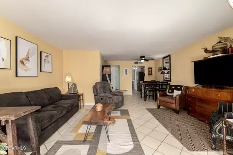 Living - 1005 E Beryl Ave, Phoenix, AZ 85020 photo 2 of 5