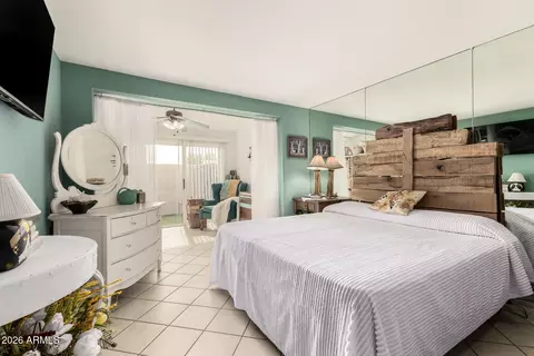 Bedroom - 1005 E Beryl Ave, Phoenix, AZ 85020 photo 1 of 6