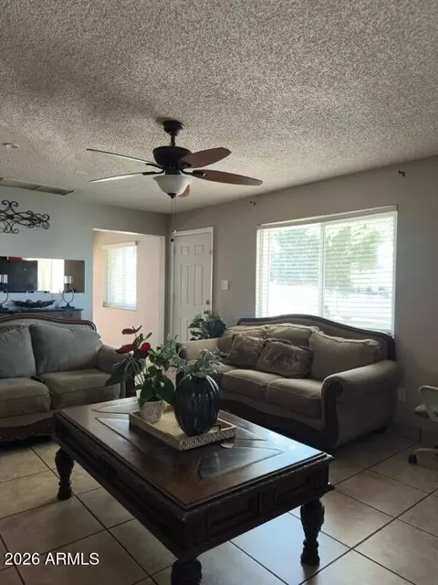 Living - 4529 N 30th Ave, Phoenix, AZ 85017 photo 1 of 1