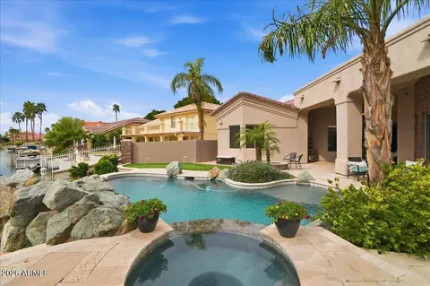 Exterior - 1925 E Bay Tree Ct, Gilbert, AZ 85234 photo 9 of 16