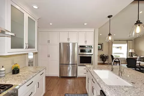 Kitchen - 2525 E Pierson St, Phoenix, AZ 85016 photo 4 of 4
