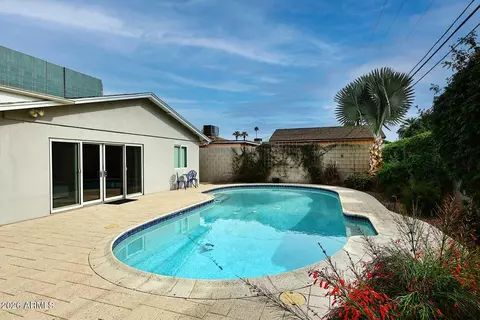 Exterior - 2525 E Pierson St, Phoenix, AZ 85016 photo 5 of 6