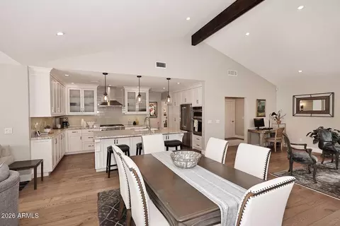 Dining - 2525 E Pierson St, Phoenix, AZ 85016 photo 2 of 2