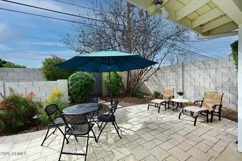 Exterior - 2525 E Pierson St, Phoenix, AZ 85016 photo 4 of 6