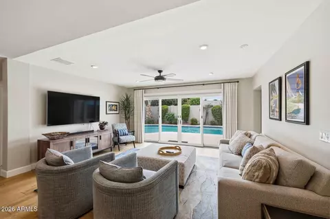 Living - 2525 E Pierson St, Phoenix, AZ 85016 photo 1 of 4