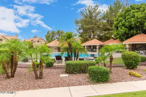 Exterior - 1633 E Lakeside Dr #170, Gilbert, AZ 85234 photo 3 of 8